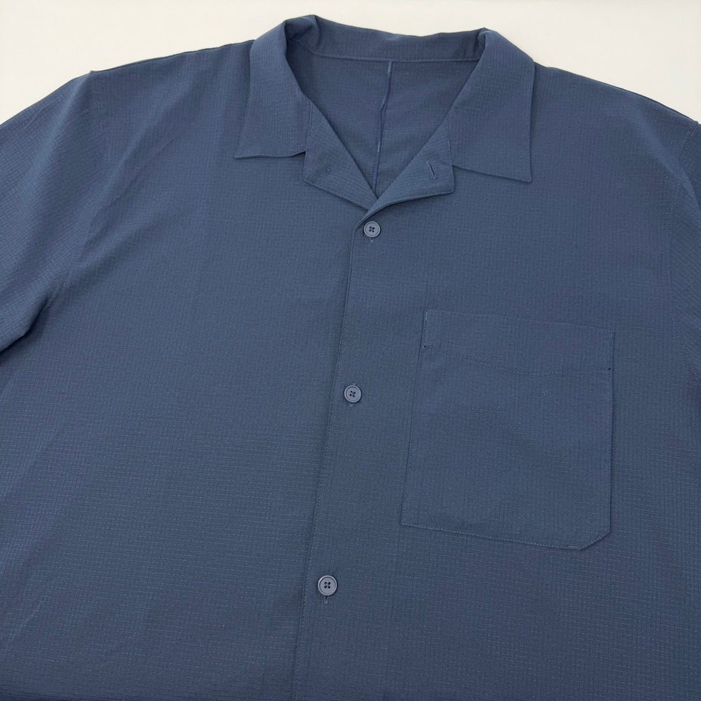 Lululemon Airing Easy Short Sleeve Button Down Shirt Navy Blue Mens Large